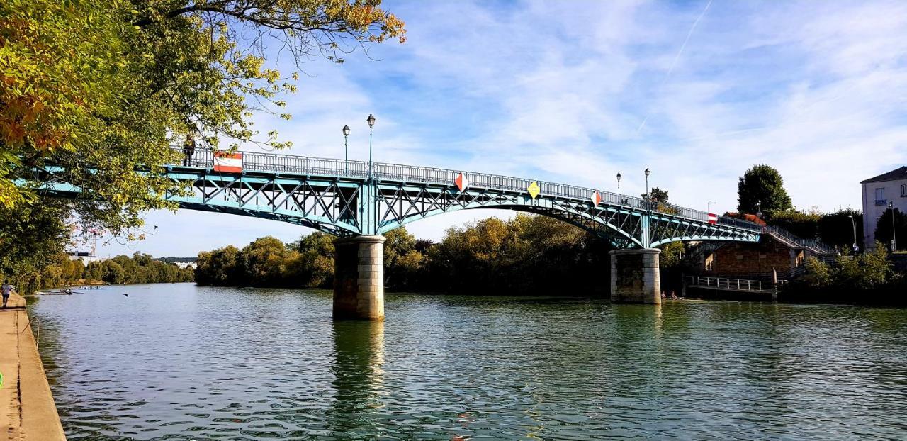 Апартаменти Gite Bord De Marne Paris Брі-сюр-Марн Екстер'єр фото