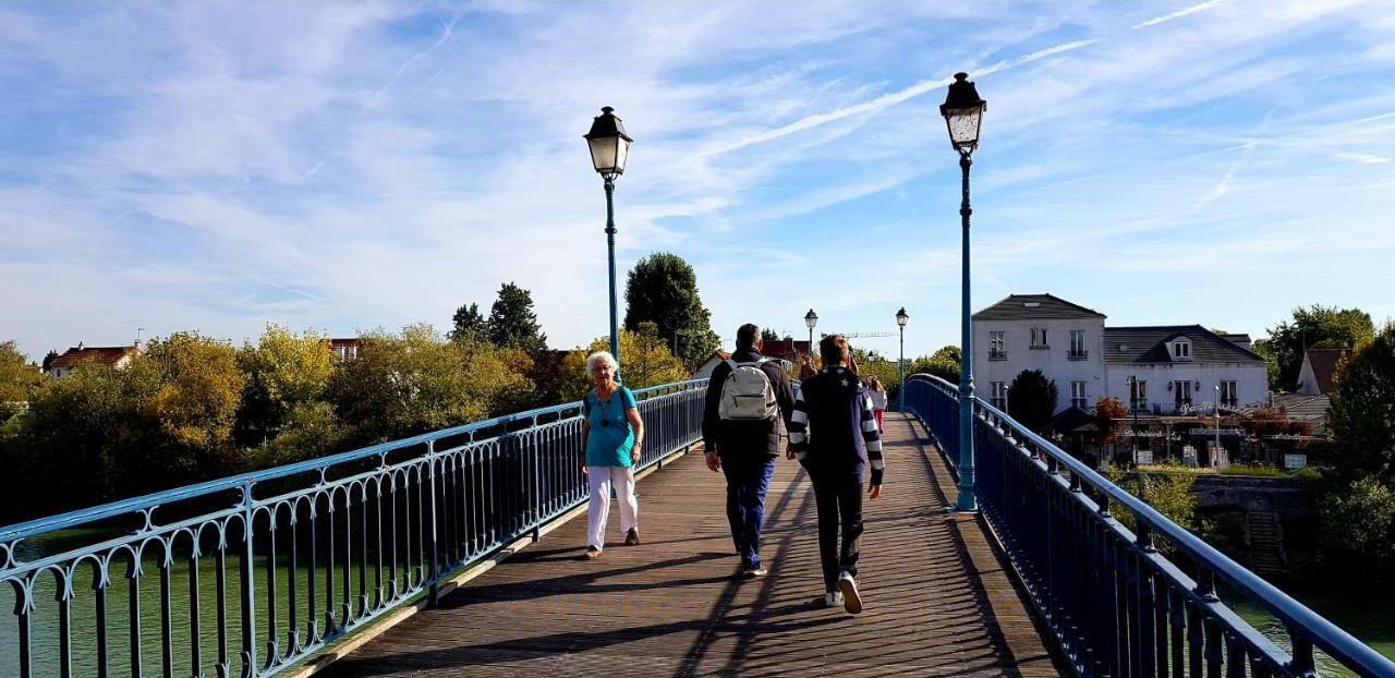 Апартаменти Gite Bord De Marne Paris Брі-сюр-Марн Екстер'єр фото